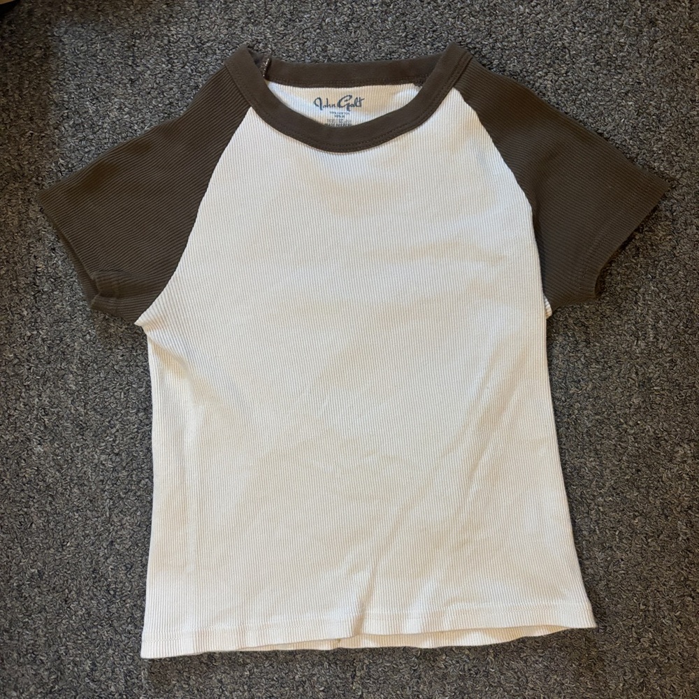 Brandy Melville Cropped Tshirt!